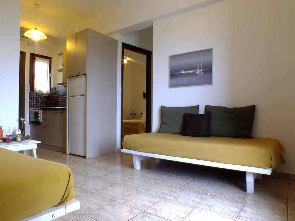 Christaras Apartments Vurvurú Kültér fotó